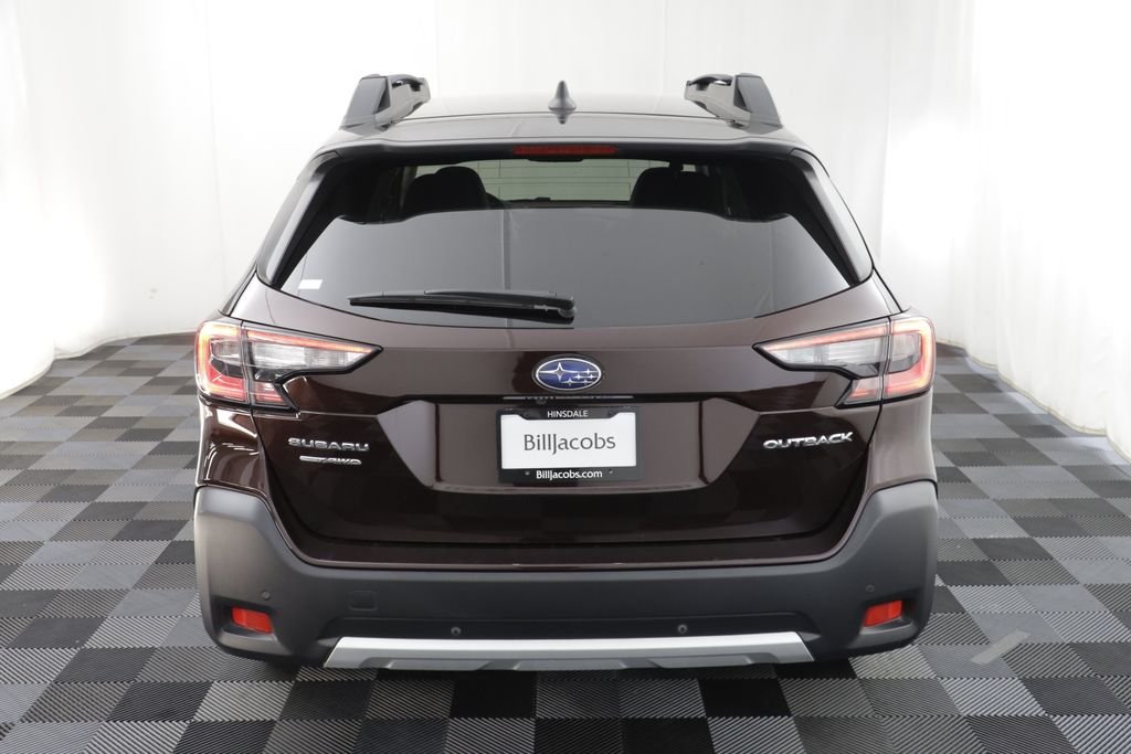 2025 Subaru Outback Limited - Photo 16