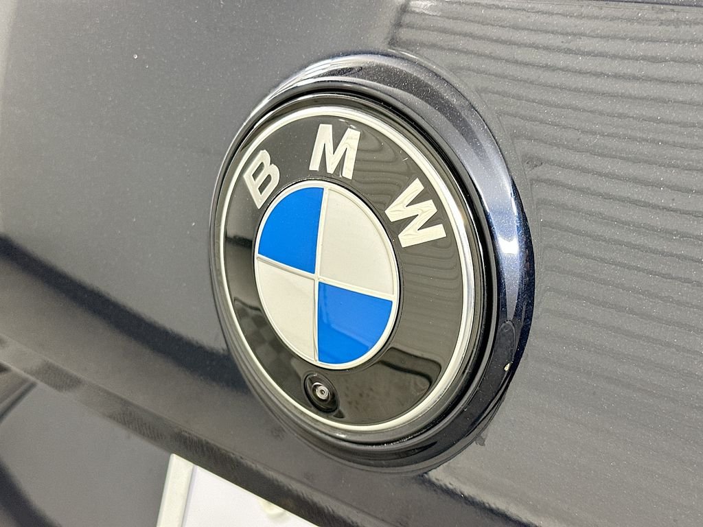 Used 2026 Carbon Black Metallic BMW xDrive45 image 22