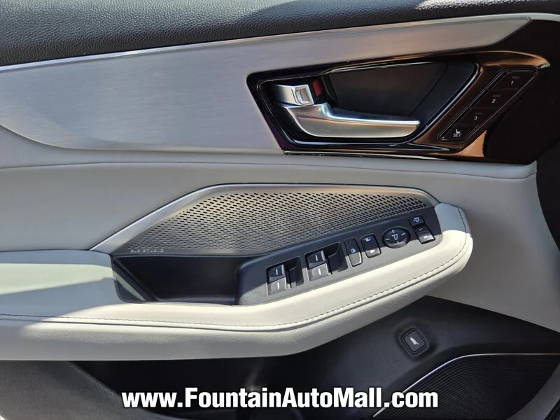 Used 2024 Lunar Silver Metallic Acura FWD W/TECHNOLOGY PACKAGE image 18