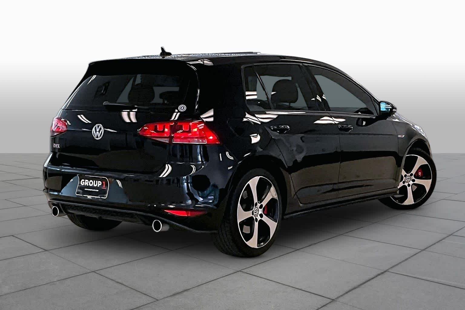 Used 2017 BLACK Volkswagen Autobahn image 11