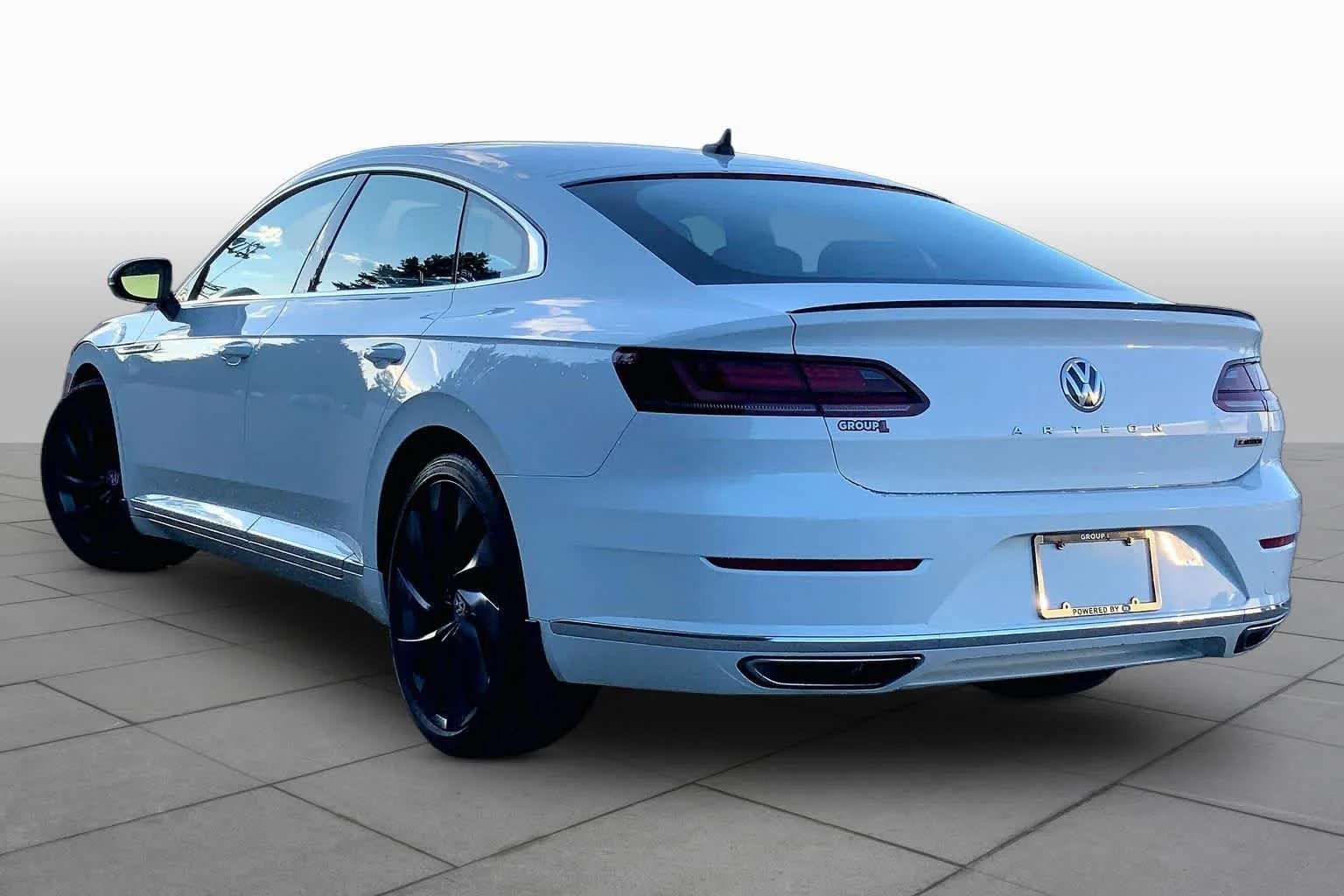 Used 2019 Pure White Volkswagen SEL R-Line image 12