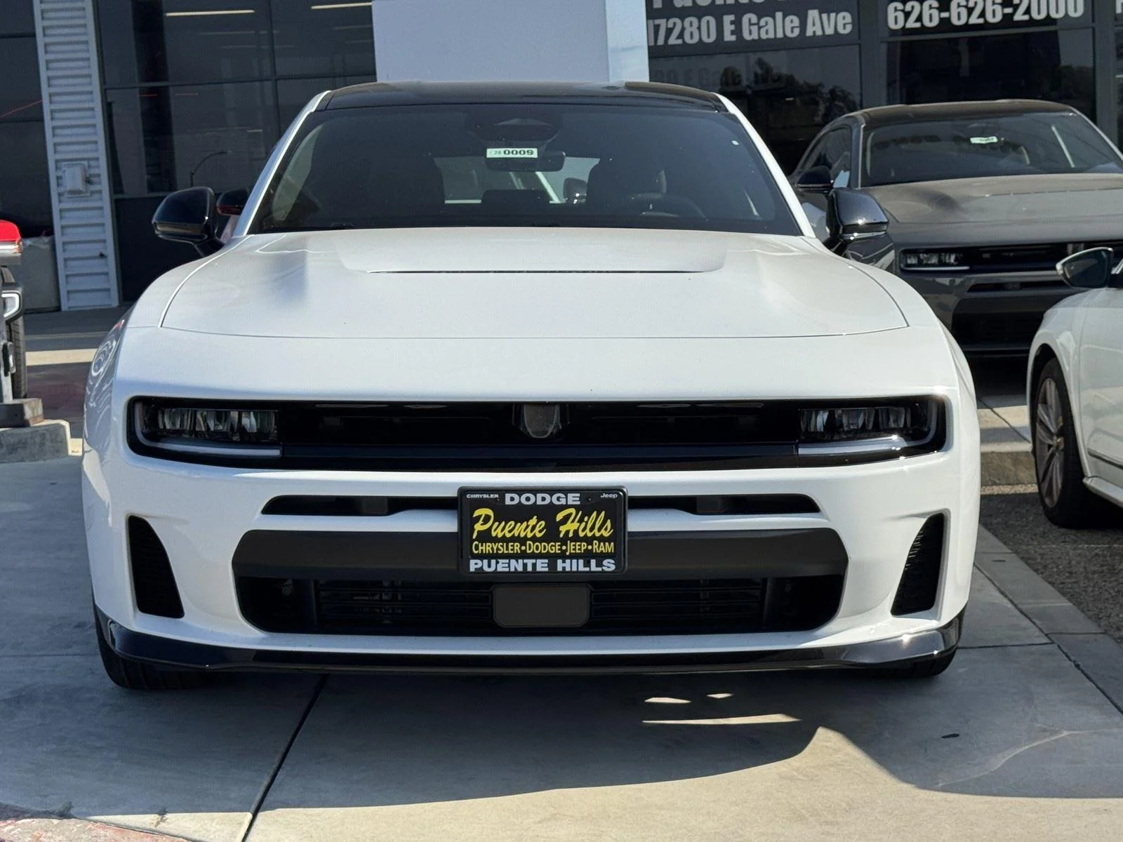 New 2026 White Knuckle Exterior Paint Dodge R/T image 2