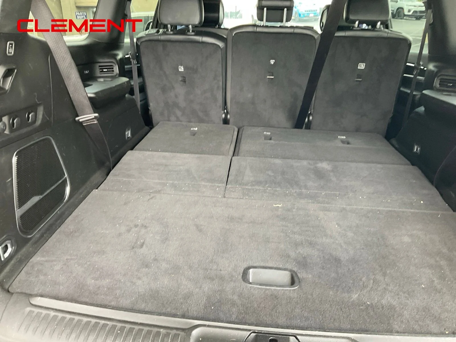 Used 2022 White Jeep Series III image 31