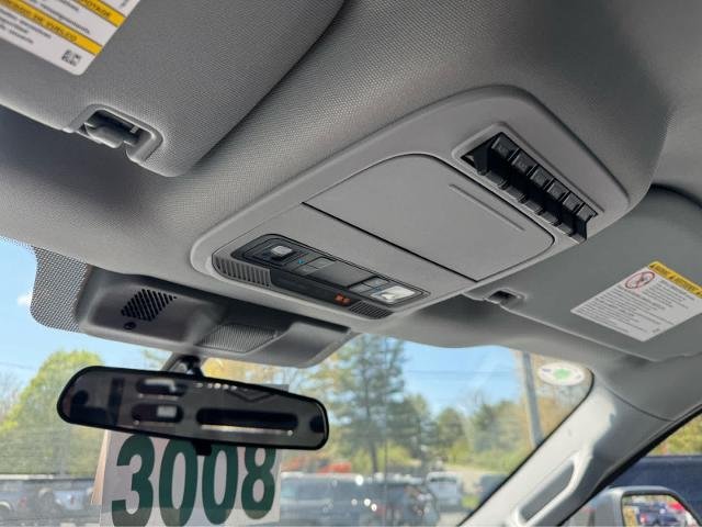 New 2026 Oxford White Ford F-550® XL image 22