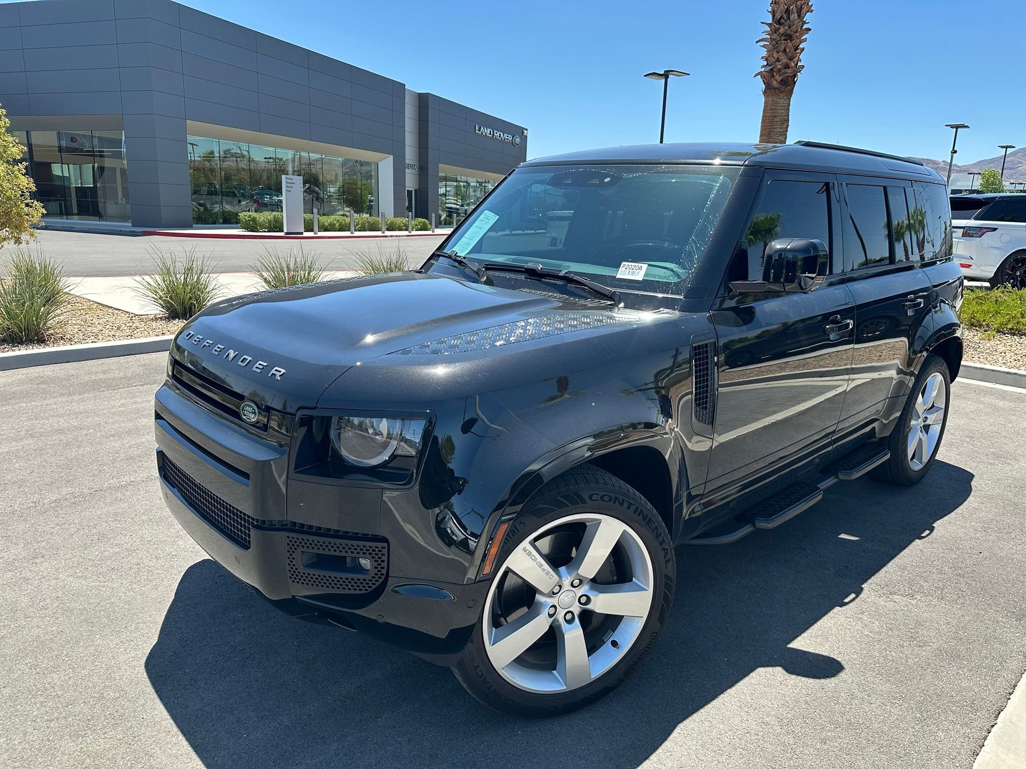 2024 Land Rover Defender 110 X-Dynamic SE P400's photo