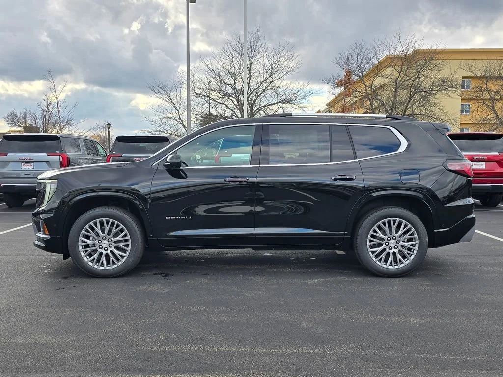 2026 GMC Acadia Denali - Photo 6