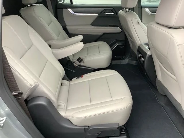 2026 GMC Acadia Elevation - Photo 18