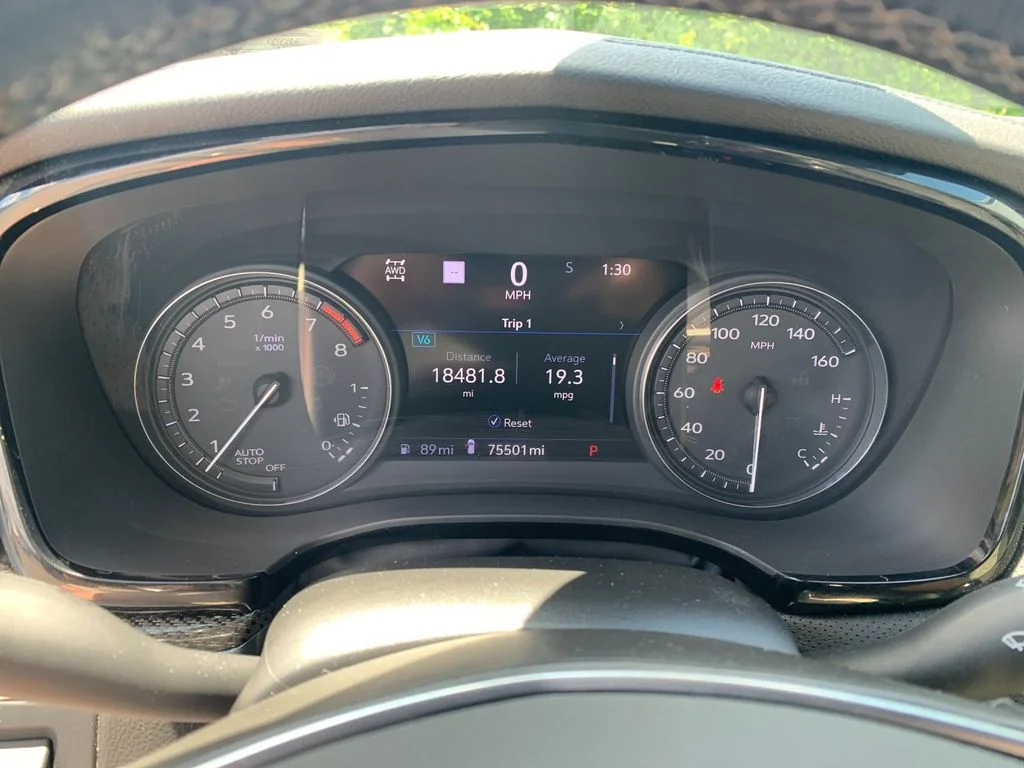 Used 2020 Gray Cadillac Sport image 31