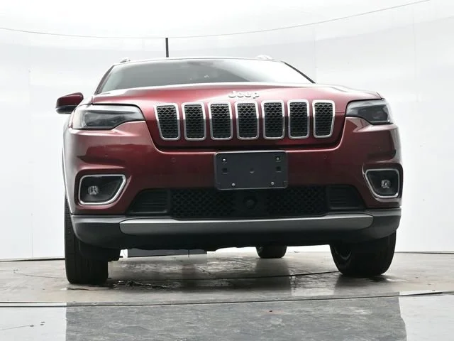 Used 2019 Velvet Red Pearlc Jeep Limited image 26