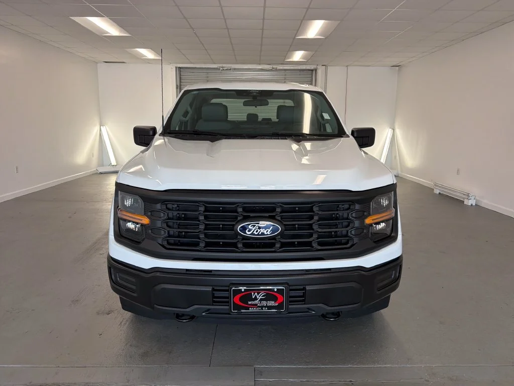 New 2026 Oxford White Ford XL image 3