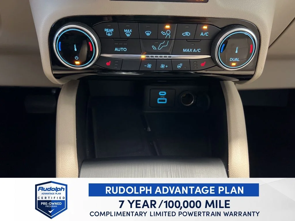 Used 2022 Black Ford SEL image 35