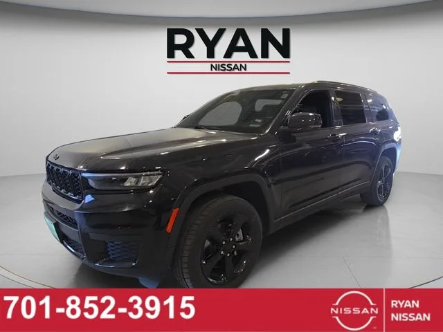 2023 Jeep Grand Cherokee L Altitude 4x4's photo