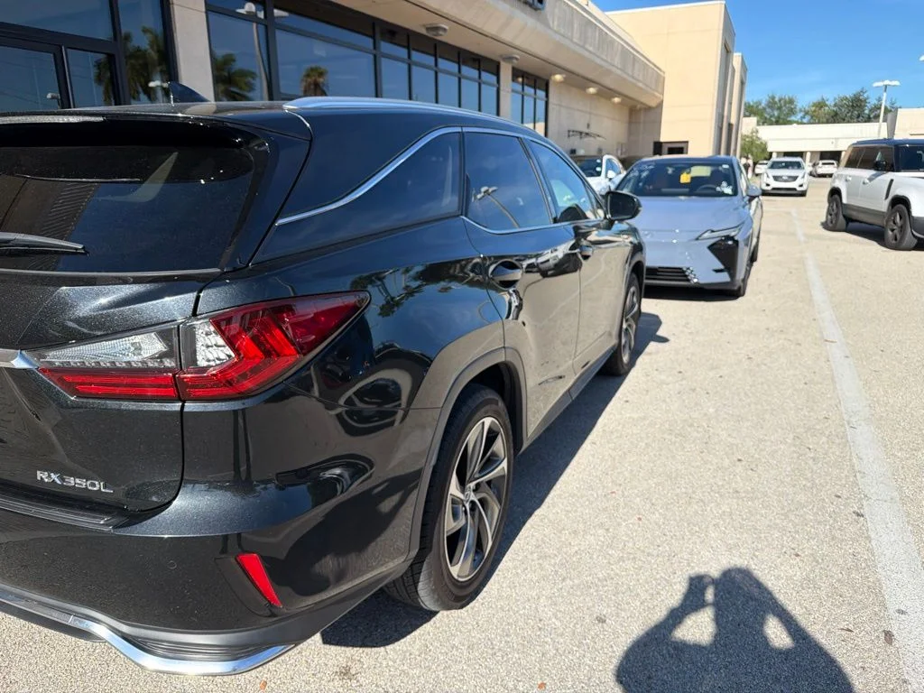 Used 2019 Black Lexus 350L image 8