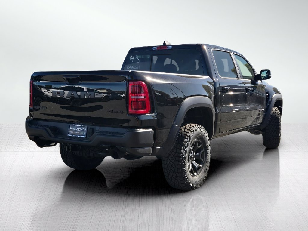 New 2026 Diamond Black Crystal Pearl-Coat Exterior Paint RAM RHO image 4