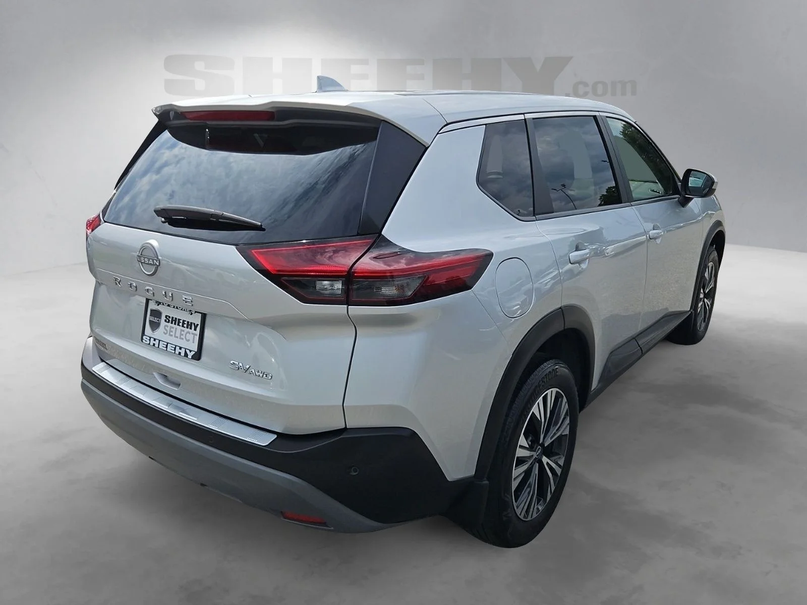 Used 2023 Silver Nissan SV image 12