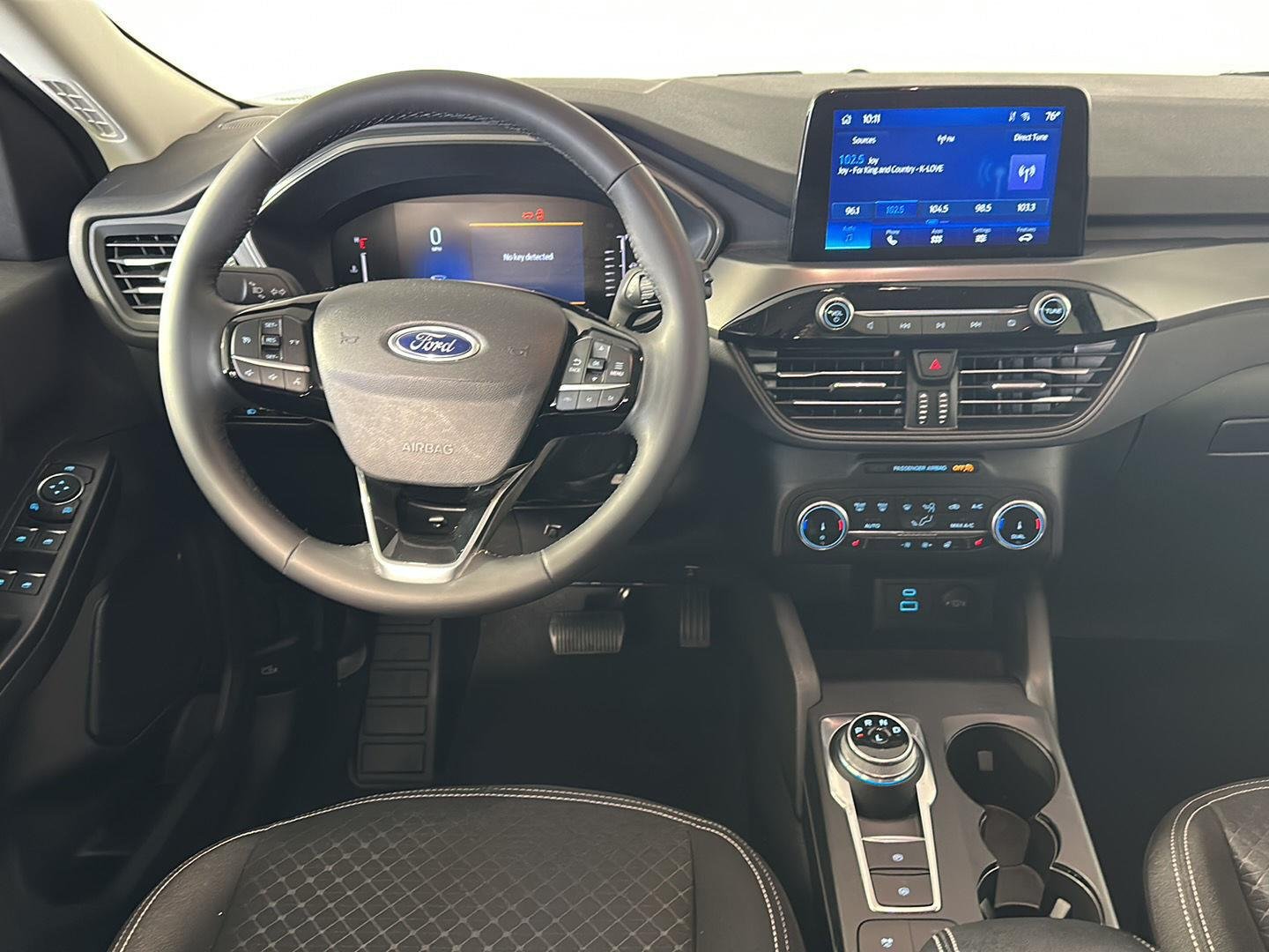 Used 2023 Atlas Blue Ford Active image 20