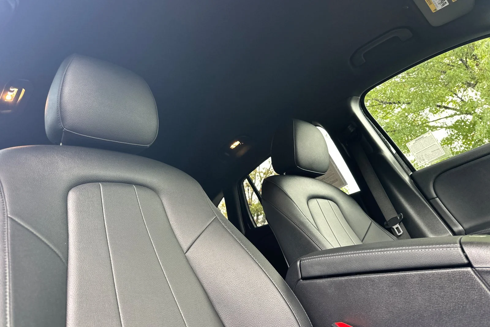 Used 2025 Black Mercedes-Benz GLA 250 image 22