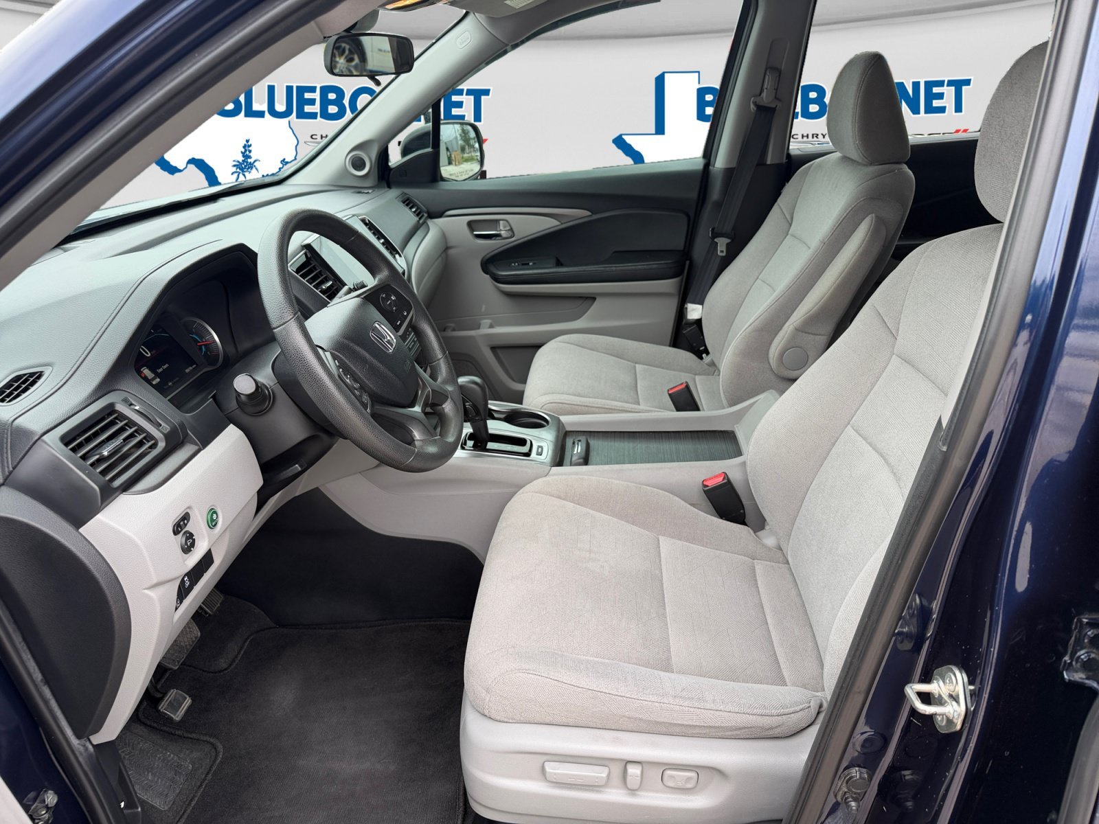 Used 2019 Blue Honda EX image 11