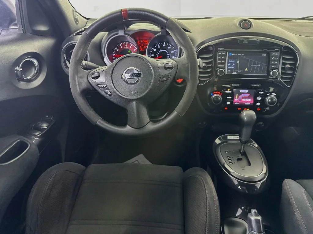 Used 2014 White Nissan NISMO image 26