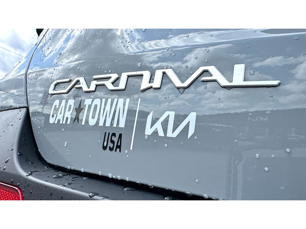 New 2026 Ceramic Silver Kia SX image 6