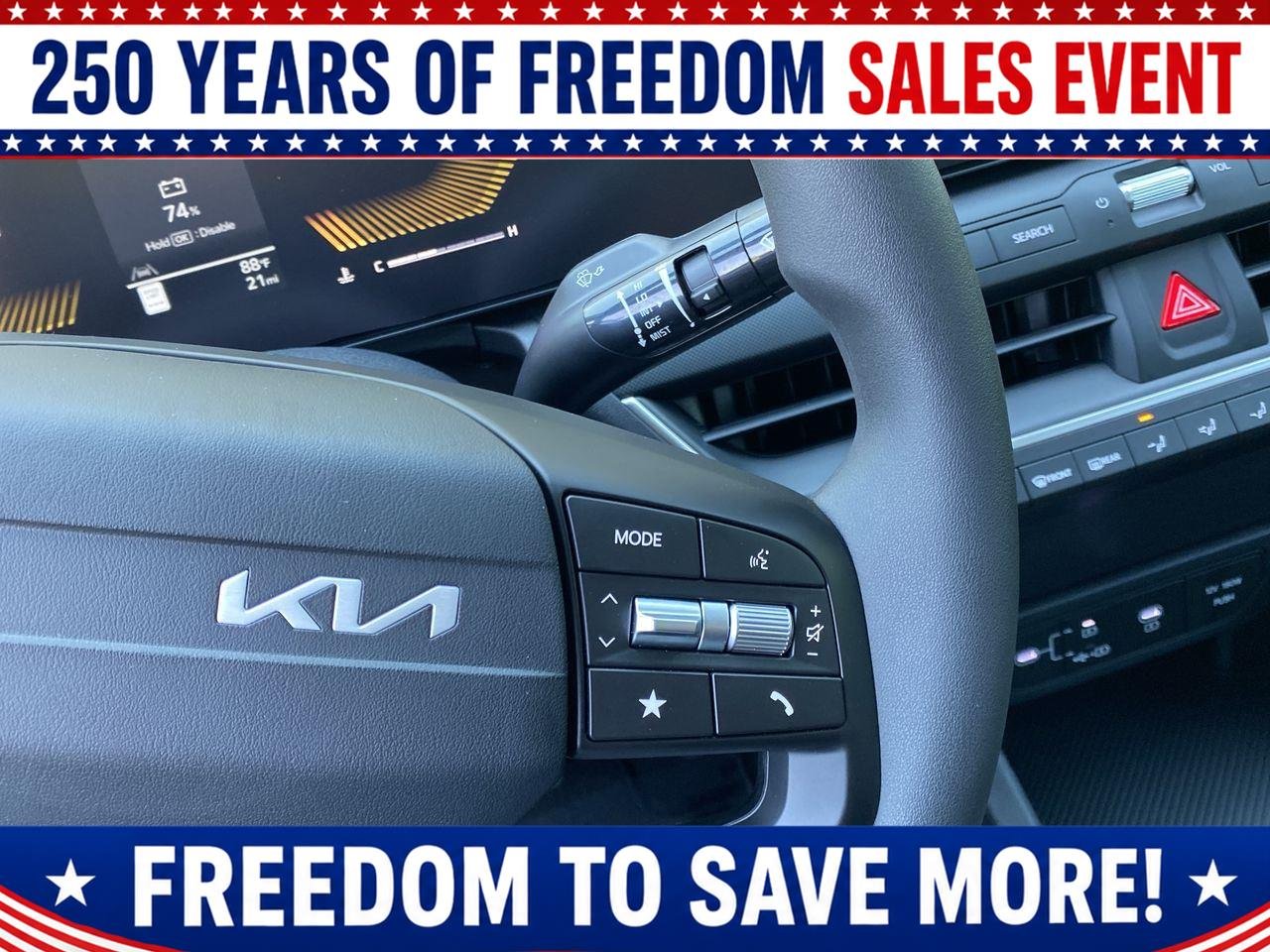 New 2026 Snow White Pearl Kia LXS image 32
