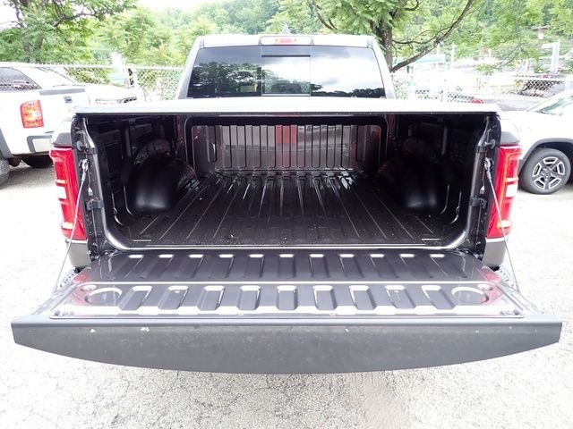 New 2026 Granite Crystal Metallic Clear-Coat Exterior Paint RAM Big Horn/Lone Star image 6