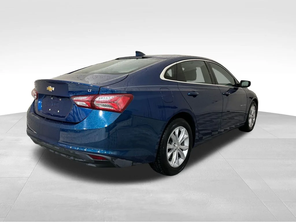 Used 2019 Blue Chevrolet LT image 5
