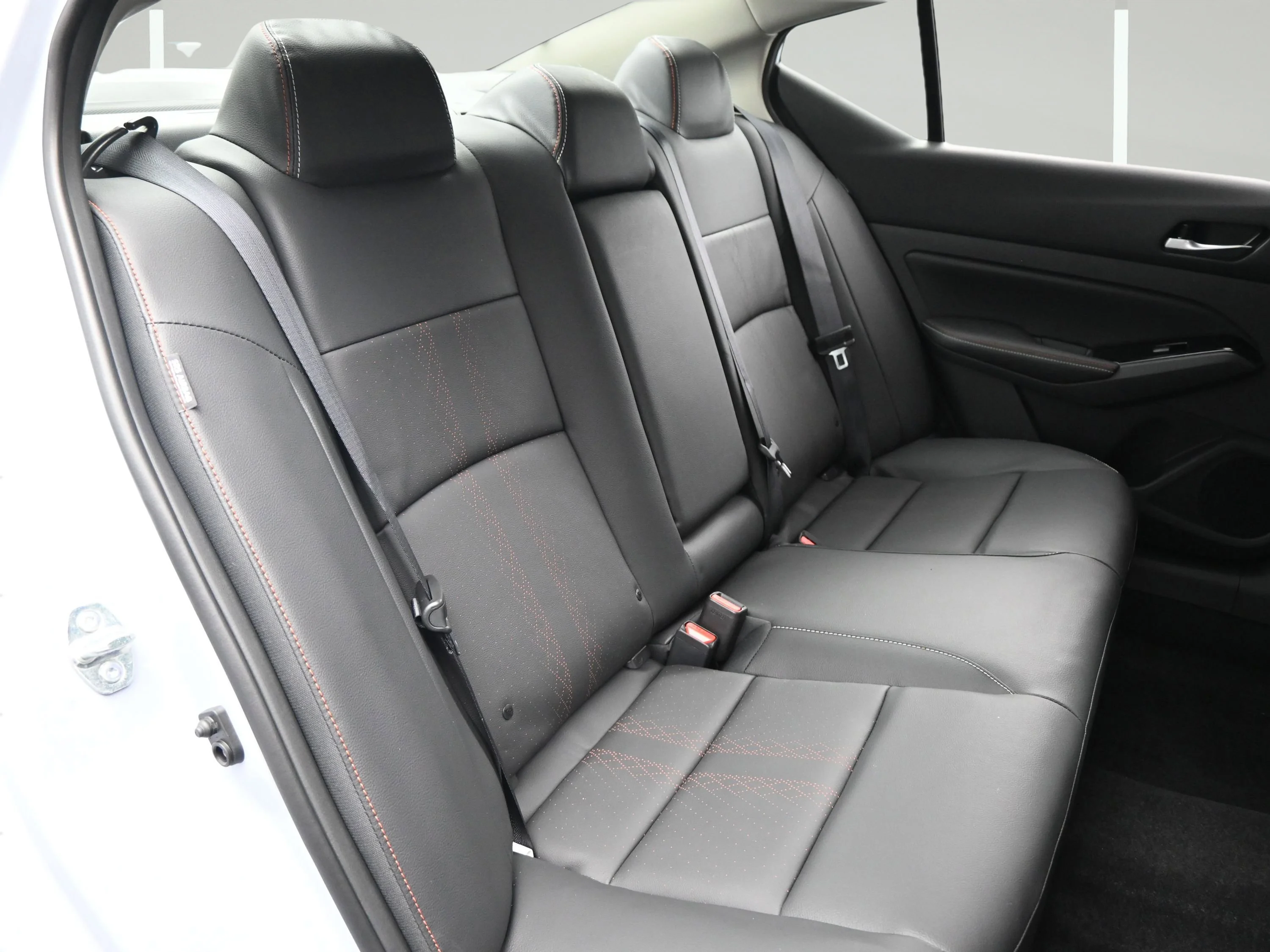 Certified Used 2025 Gray Sky Pearl Nissan SR image 13