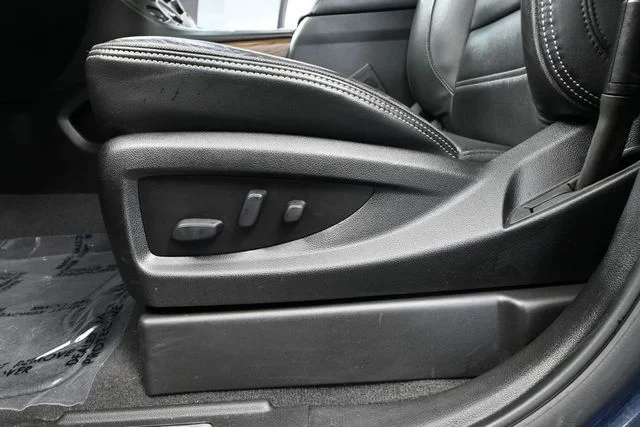 2020 GMC Yukon Denali - Photo 25
