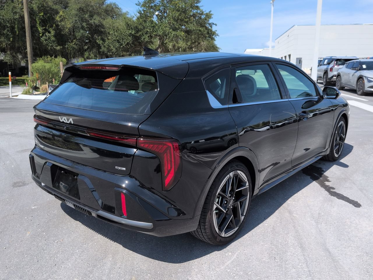 New 2026 Aurora Black Pearl Kia GT-Line image 4
