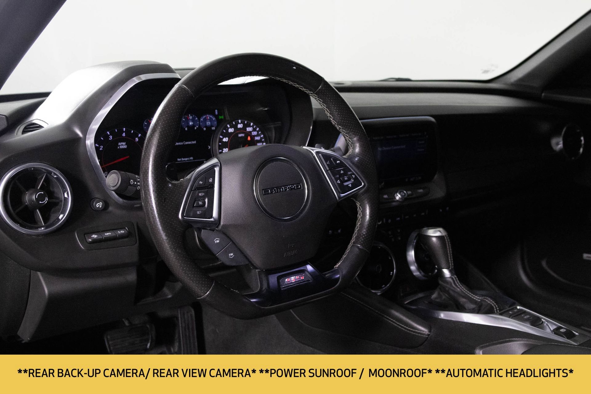 2019 Chevrolet Camaro 2SS photo 2