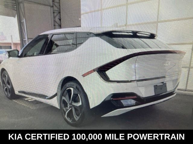 Used 2023 White Kia GT-Line image 3