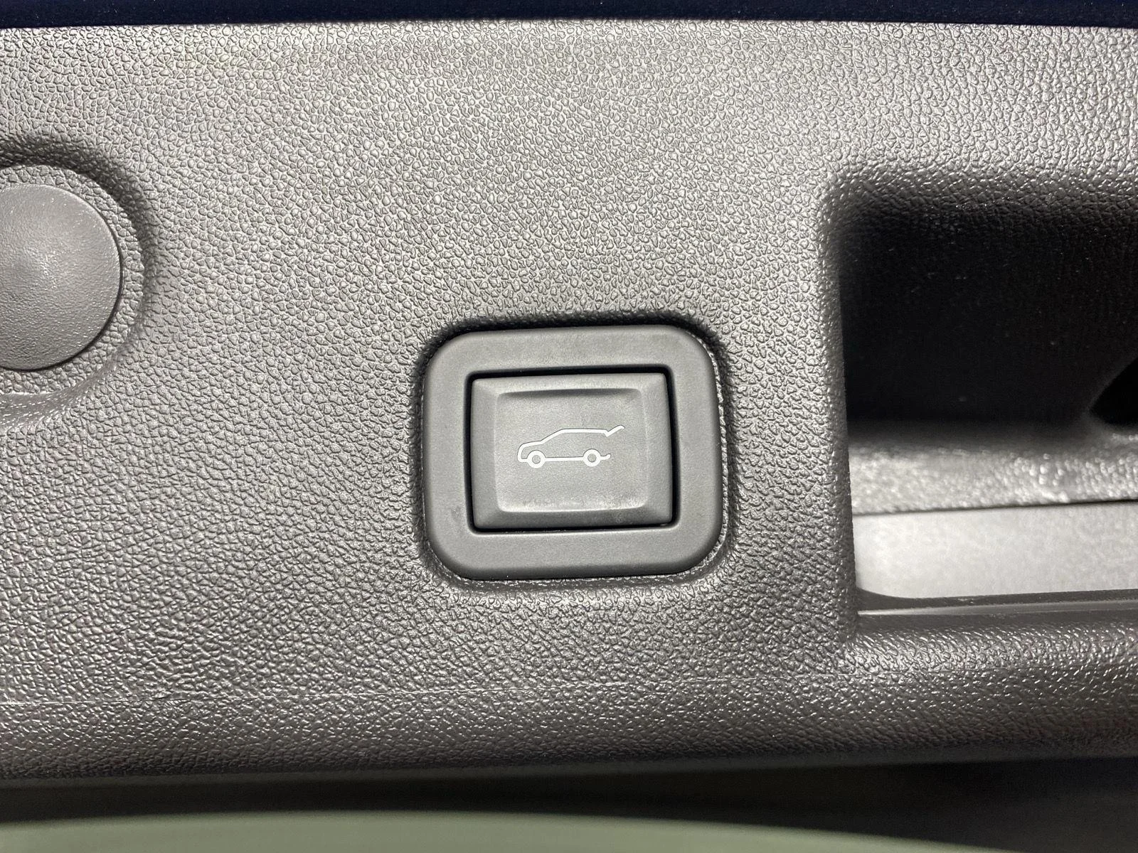 Used 2024 Lakeshore Blue Metallic Chevrolet RS image 26