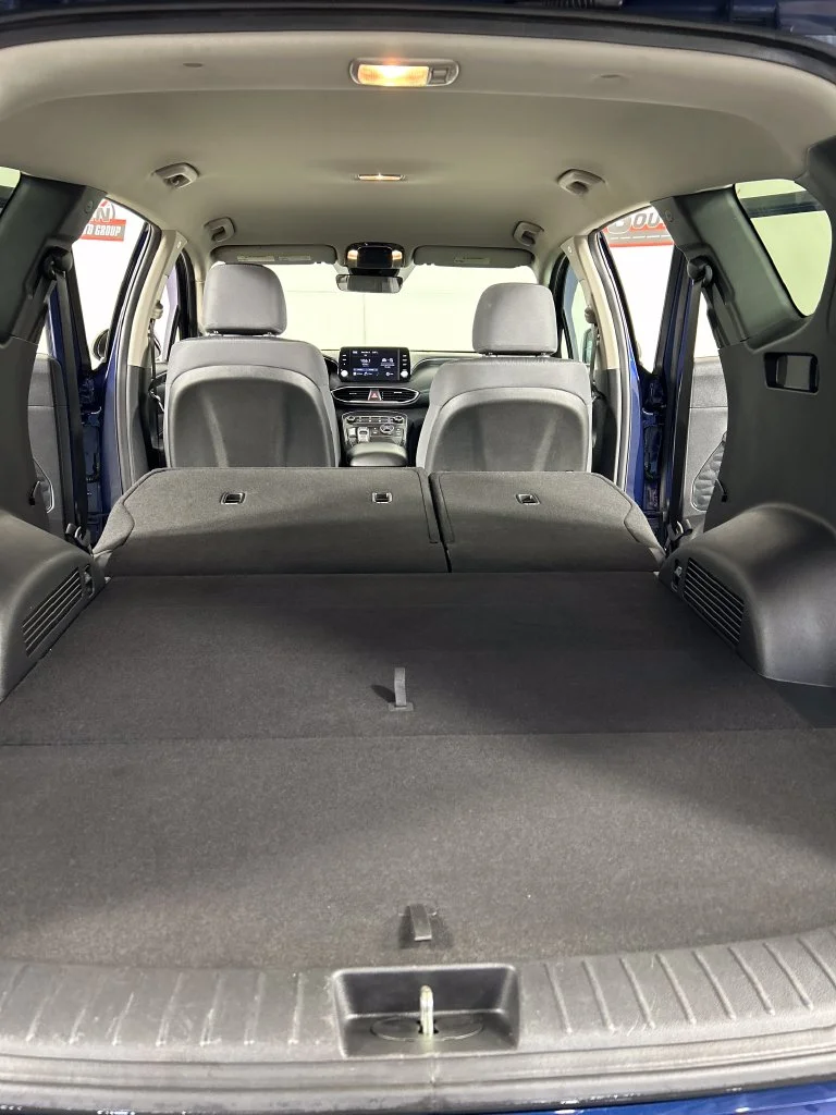 Used 2021 Blue Hyundai SE image 20