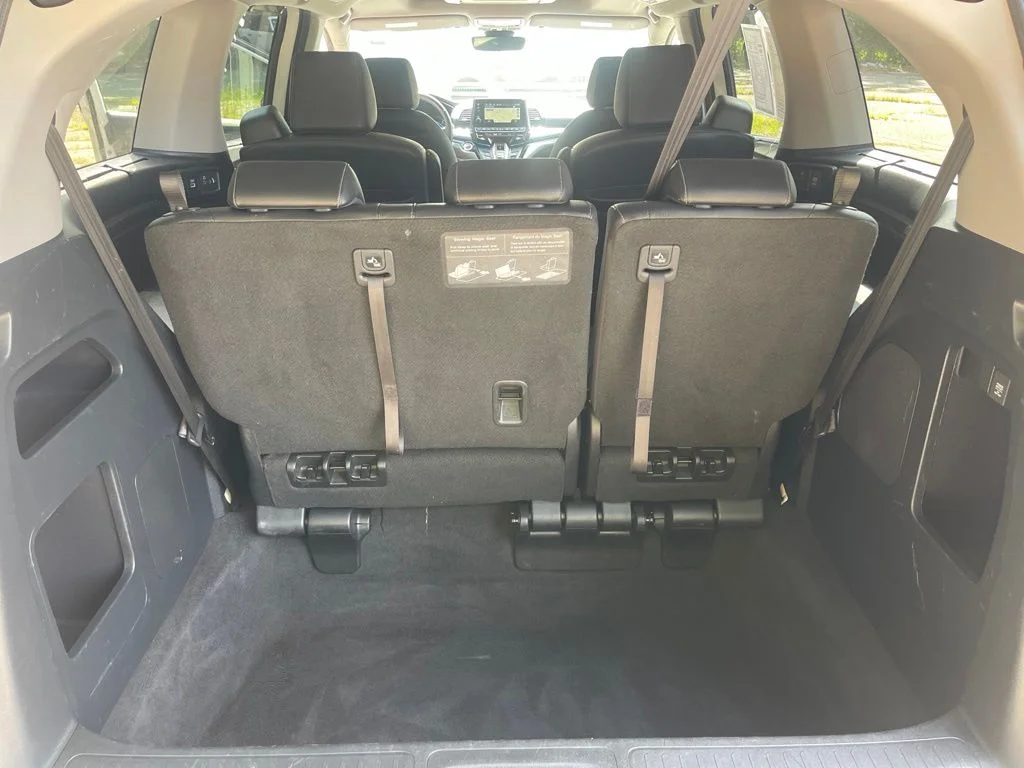 Used 2023 White Honda Touring image 25
