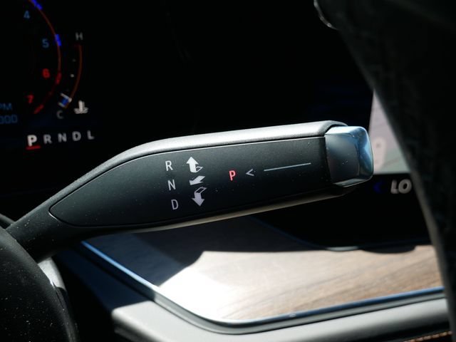 New 2026 Polar White Tricoat Chevrolet High Country image 13