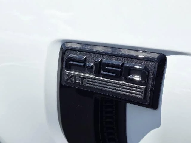 2025 Ford F-150 XLT - Photo 8