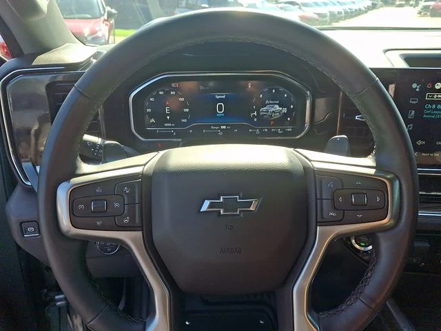 Used 2025 Gray Chevrolet RST image 18