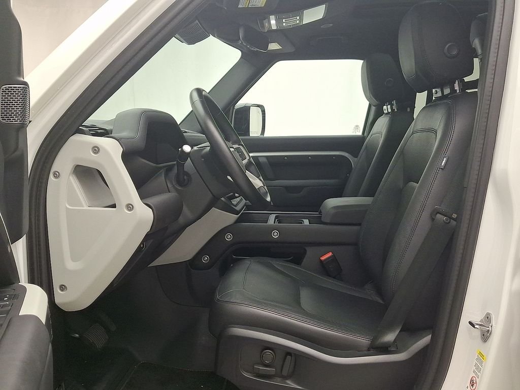 Certified Used 2024 Fuji White Land Rover S image 13