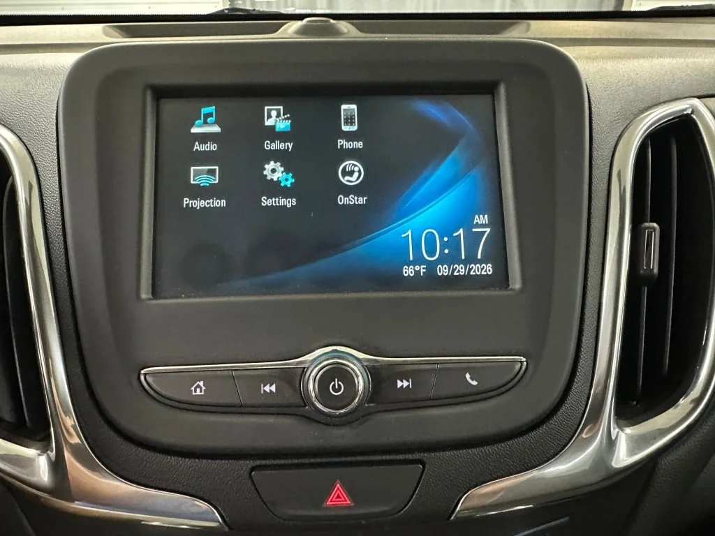 Used 2018 MOSAIC BLACK METALLIC Chevrolet LT image 10