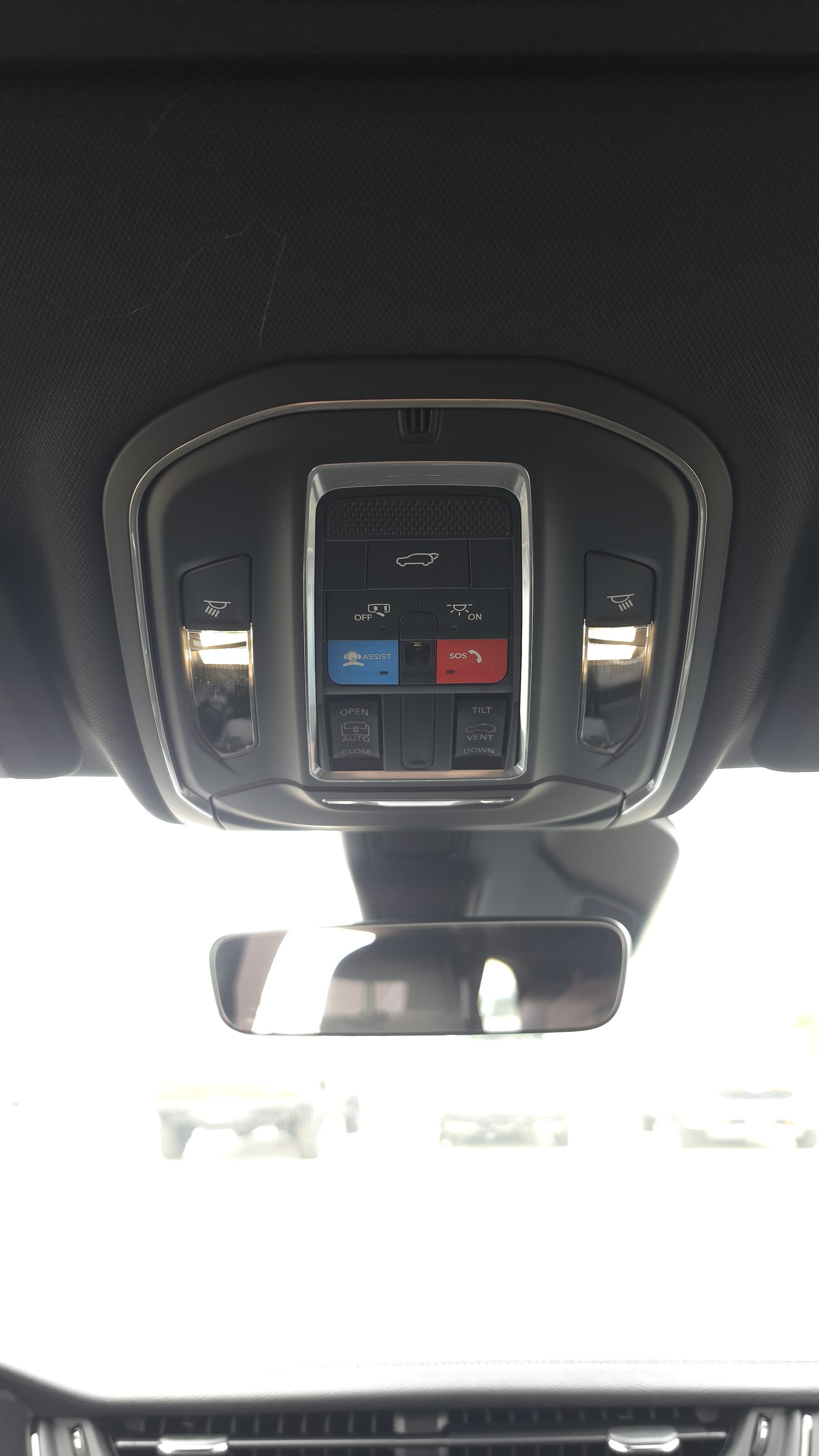New 2026 Silver Zynith Jeep Laredo Altitude image 15