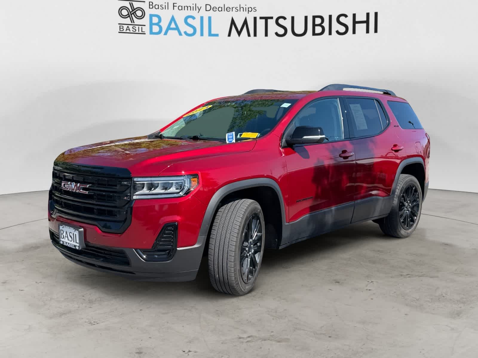 Used 2023 Volcanic Red Tintcoat GMC SLE image 7