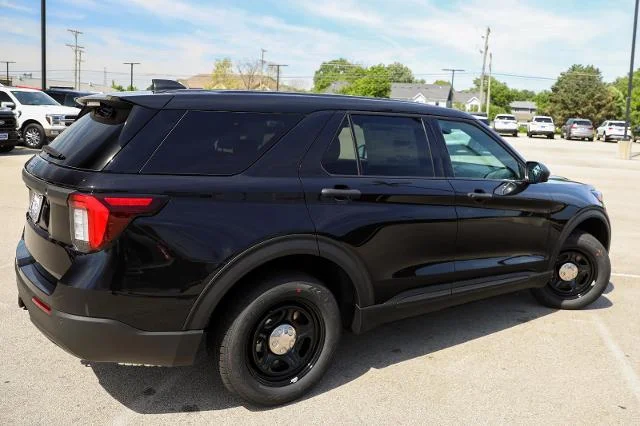 New 2026  Ford 4DR AWD POLICE image 7