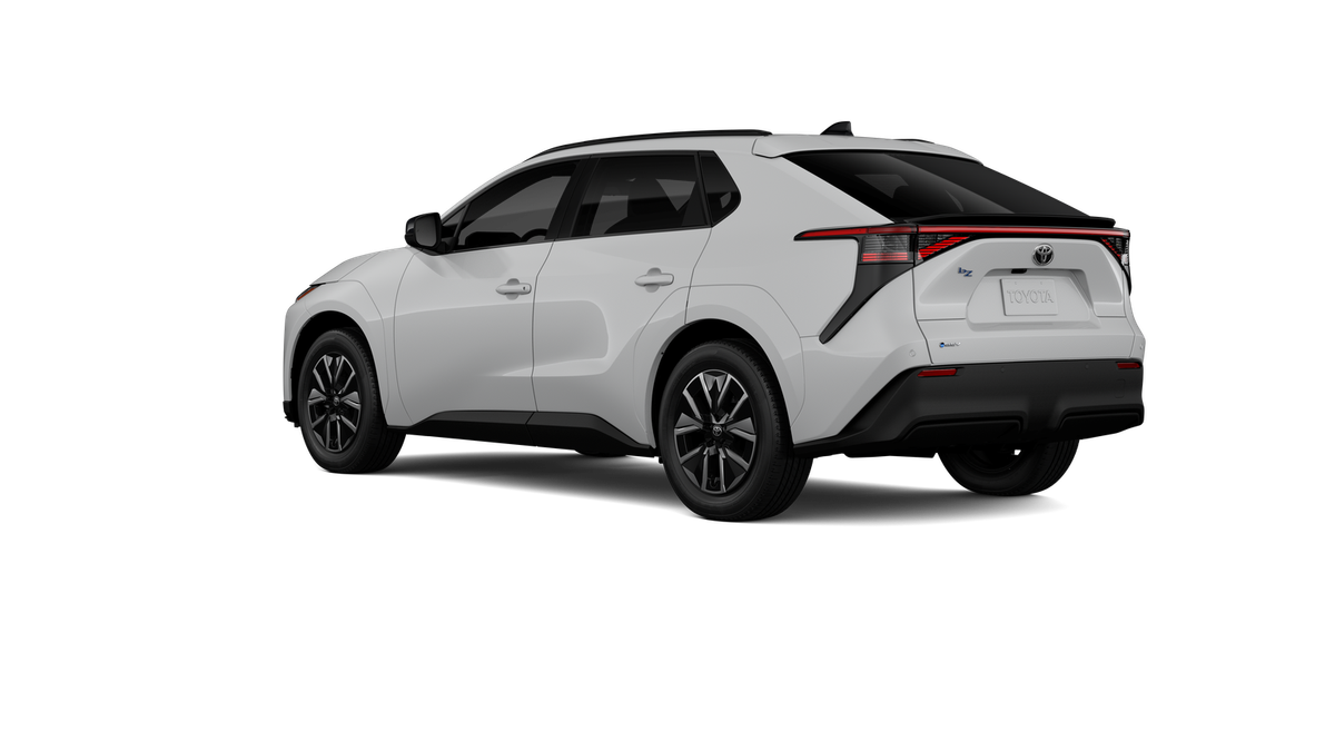 New 2027 Wind Chill Pearl Toyota XLE image 6