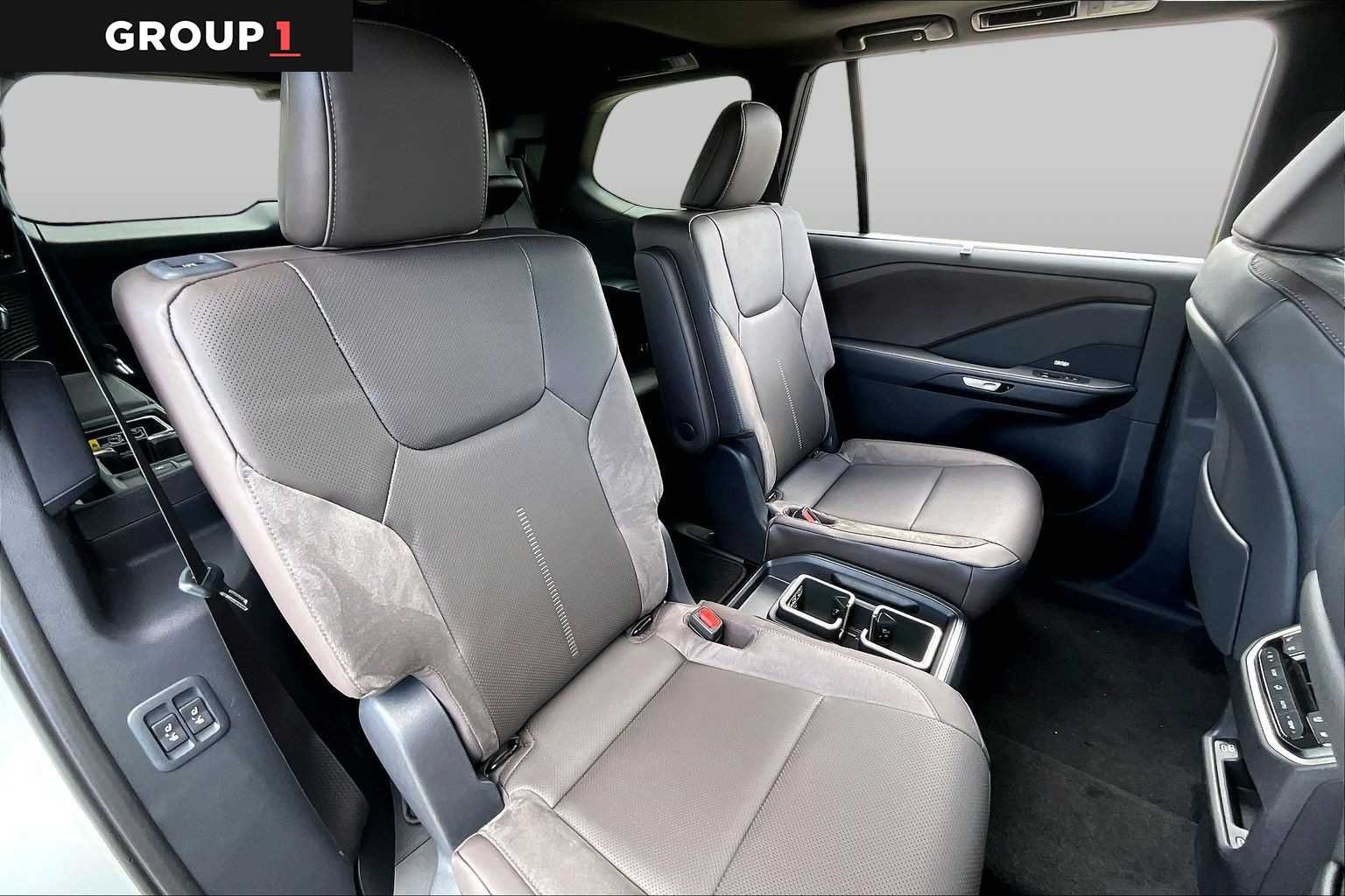 Certified Used 2026 CELESTIAL SILVER Lexus Luxury image 17
