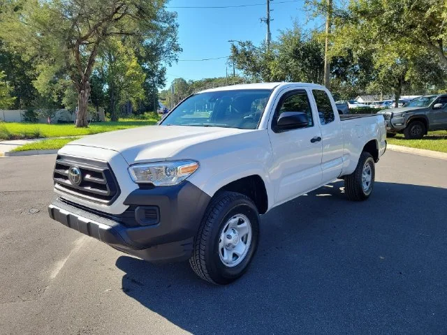 Used 2022 White Toyota SR image 4