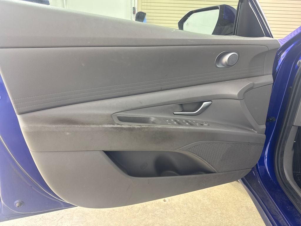 Used 2023 Blue Hyundai SEL image 13
