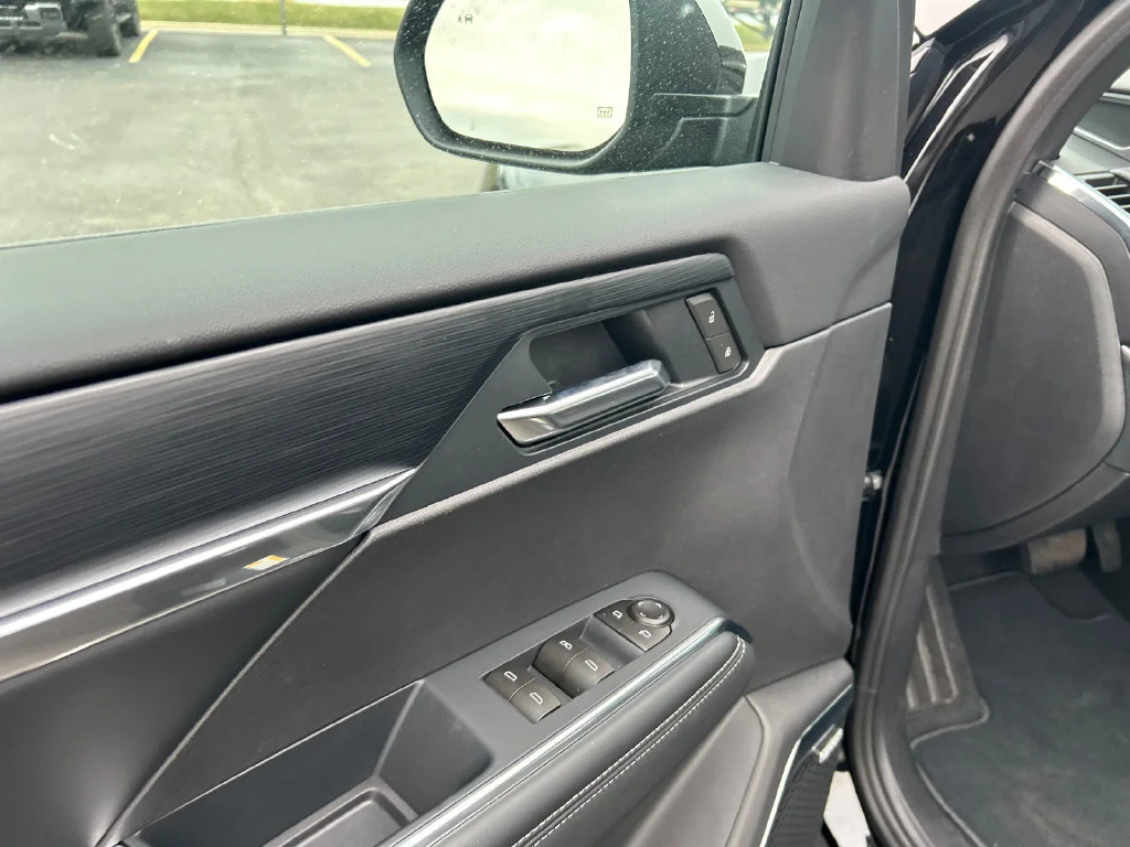 2026 GMC Acadia Elevation - Photo 15