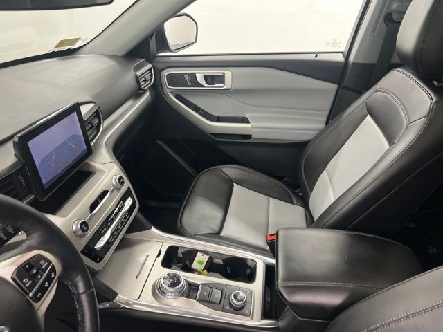Used 2023 Stone Blue Metallic Ford XLT image 21