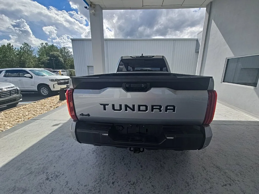 Used 2022 Celestial Silve Toyota SR5 image 11